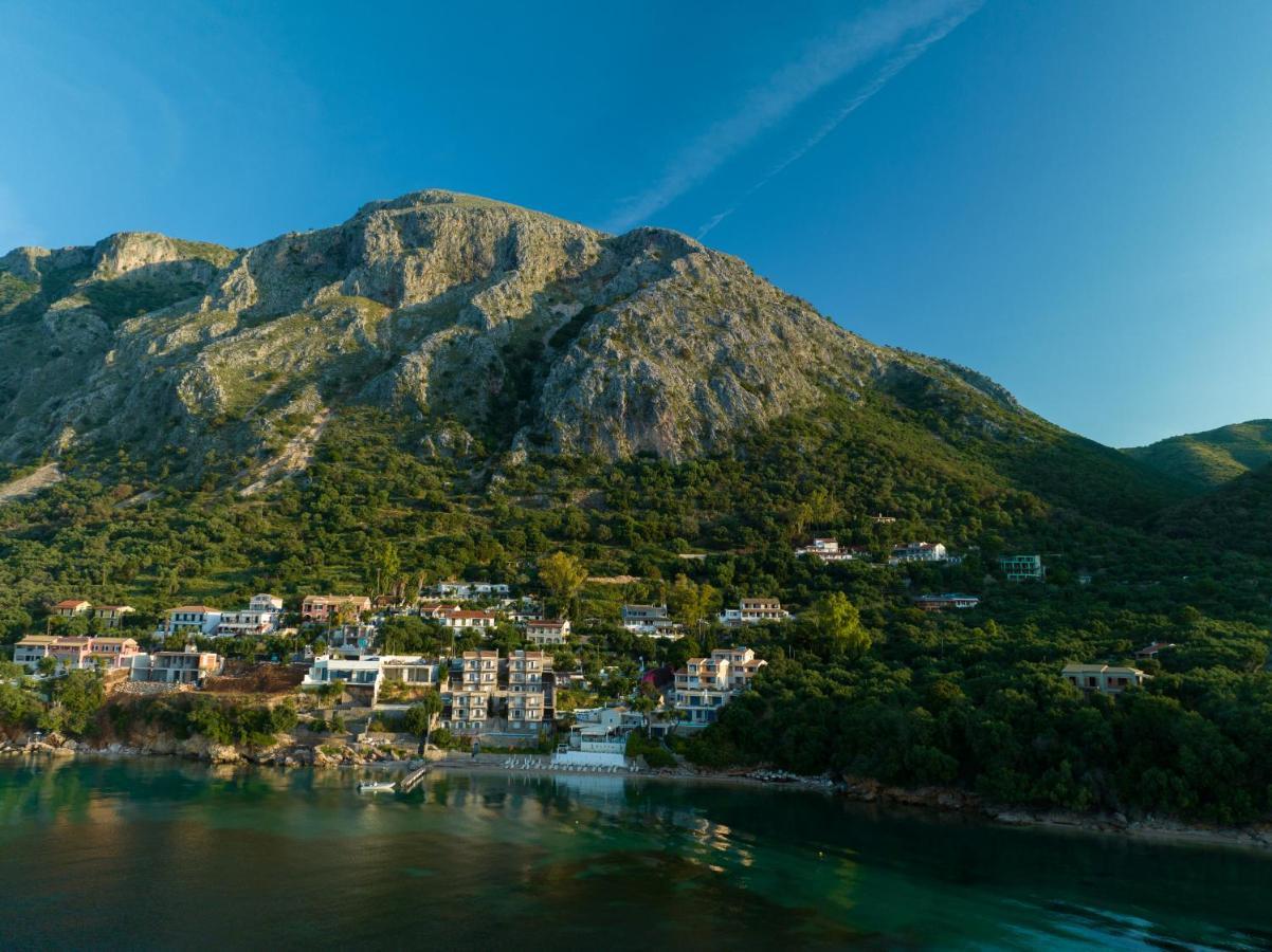 Glyfa Beach Villas Μπαρμπάτι Εξωτερικό φωτογραφία