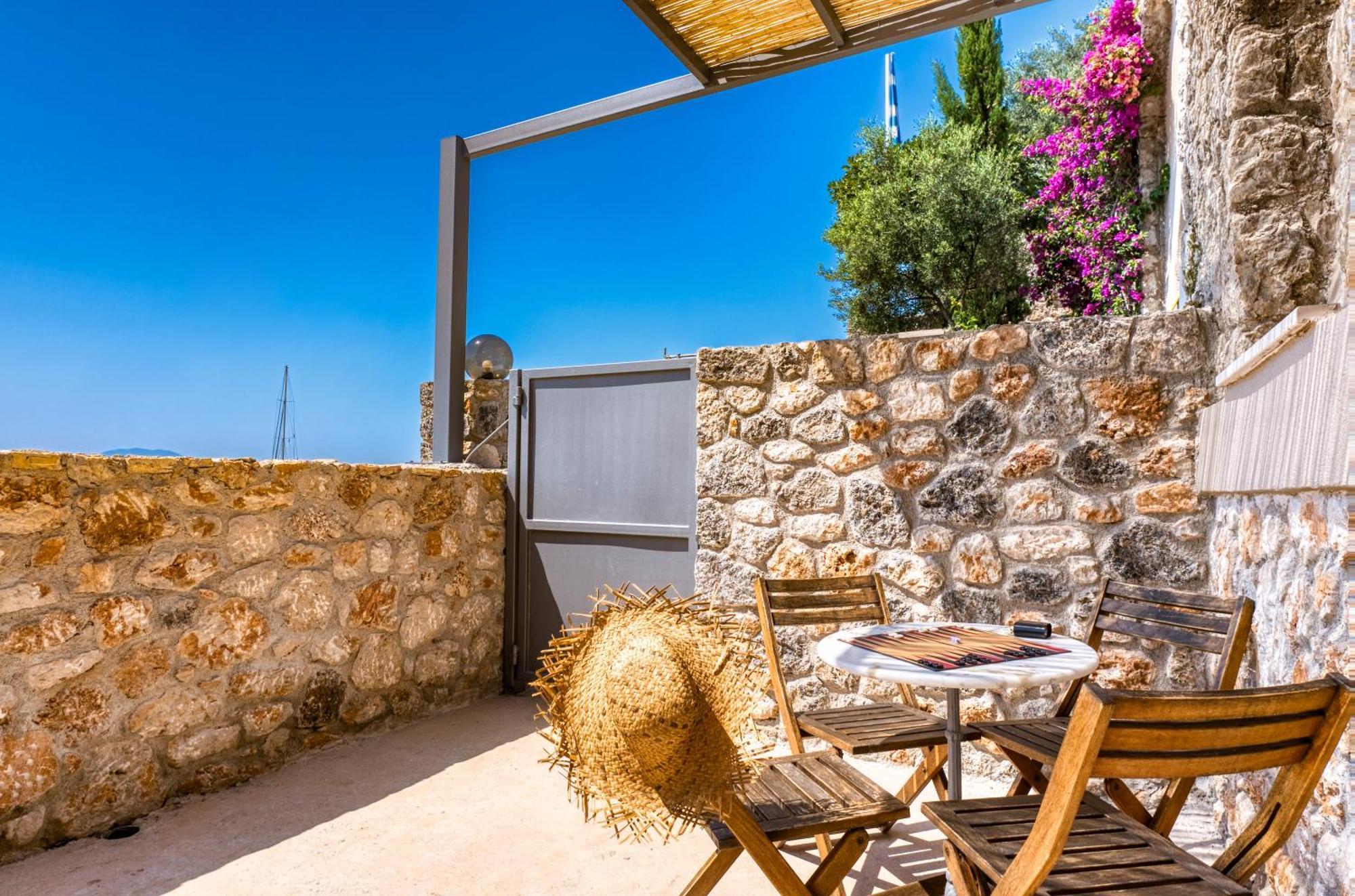 Glyfa Beach Villas Μπαρμπάτι Εξωτερικό φωτογραφία