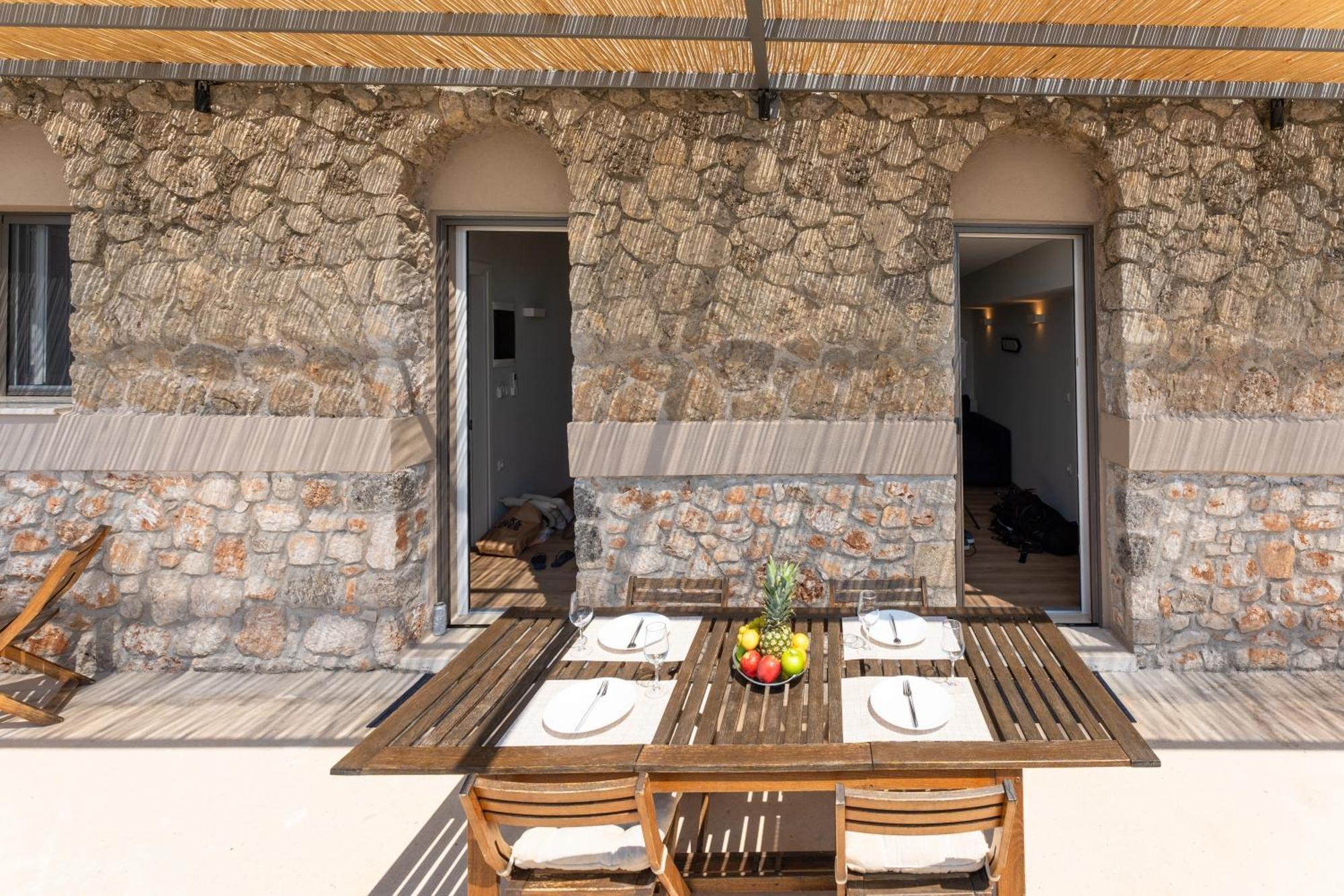 Glyfa Beach Villas Μπαρμπάτι Εξωτερικό φωτογραφία