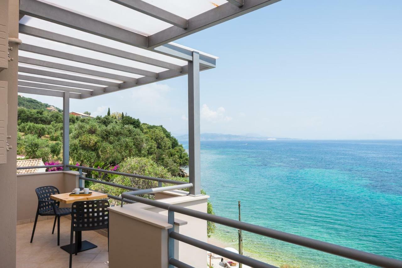 Glyfa Beach Villas Μπαρμπάτι Εξωτερικό φωτογραφία