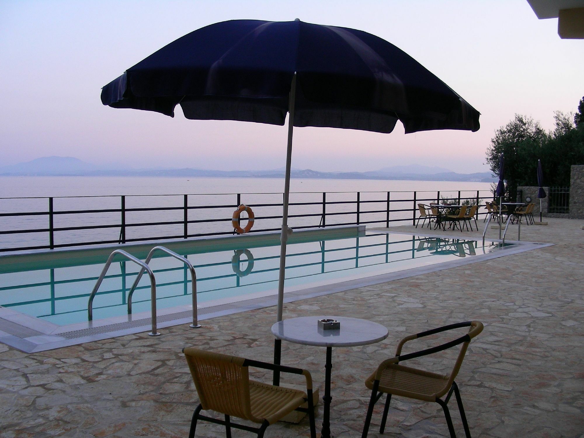 Glyfa Beach Villas Μπαρμπάτι Εξωτερικό φωτογραφία