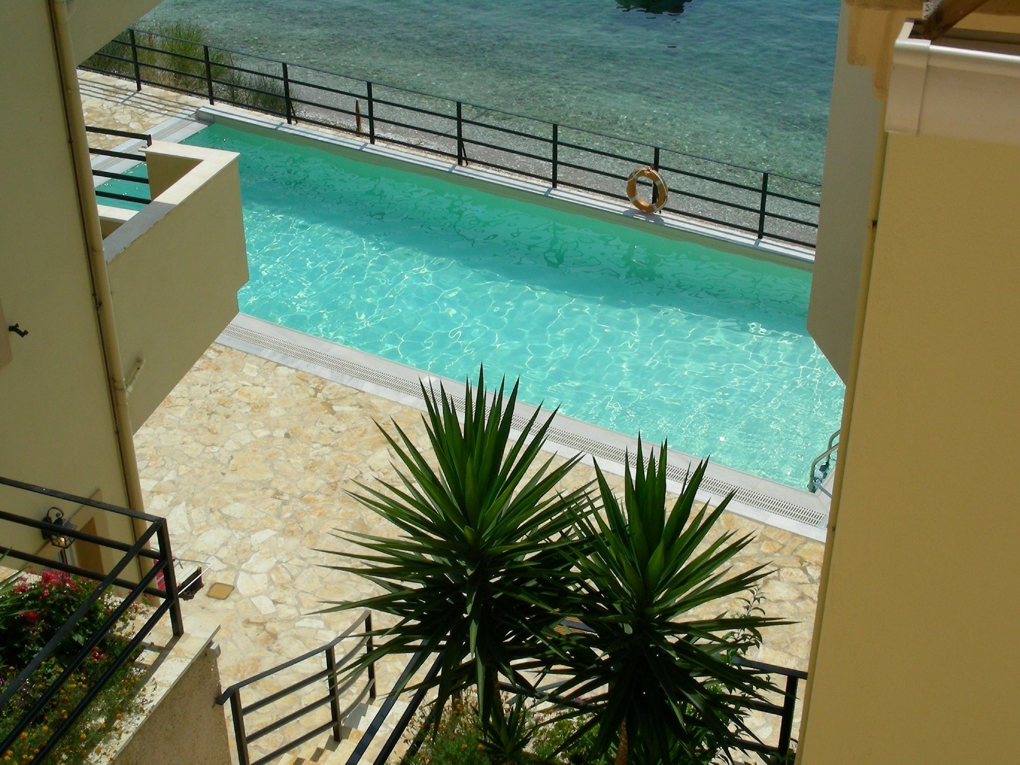 Glyfa Beach Villas Μπαρμπάτι Εξωτερικό φωτογραφία