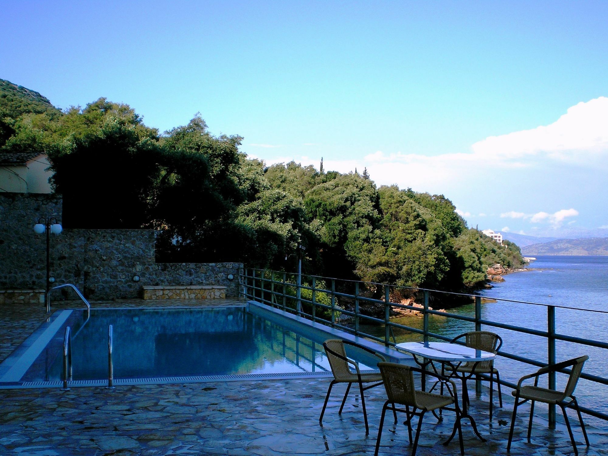 Glyfa Beach Villas Μπαρμπάτι Εξωτερικό φωτογραφία