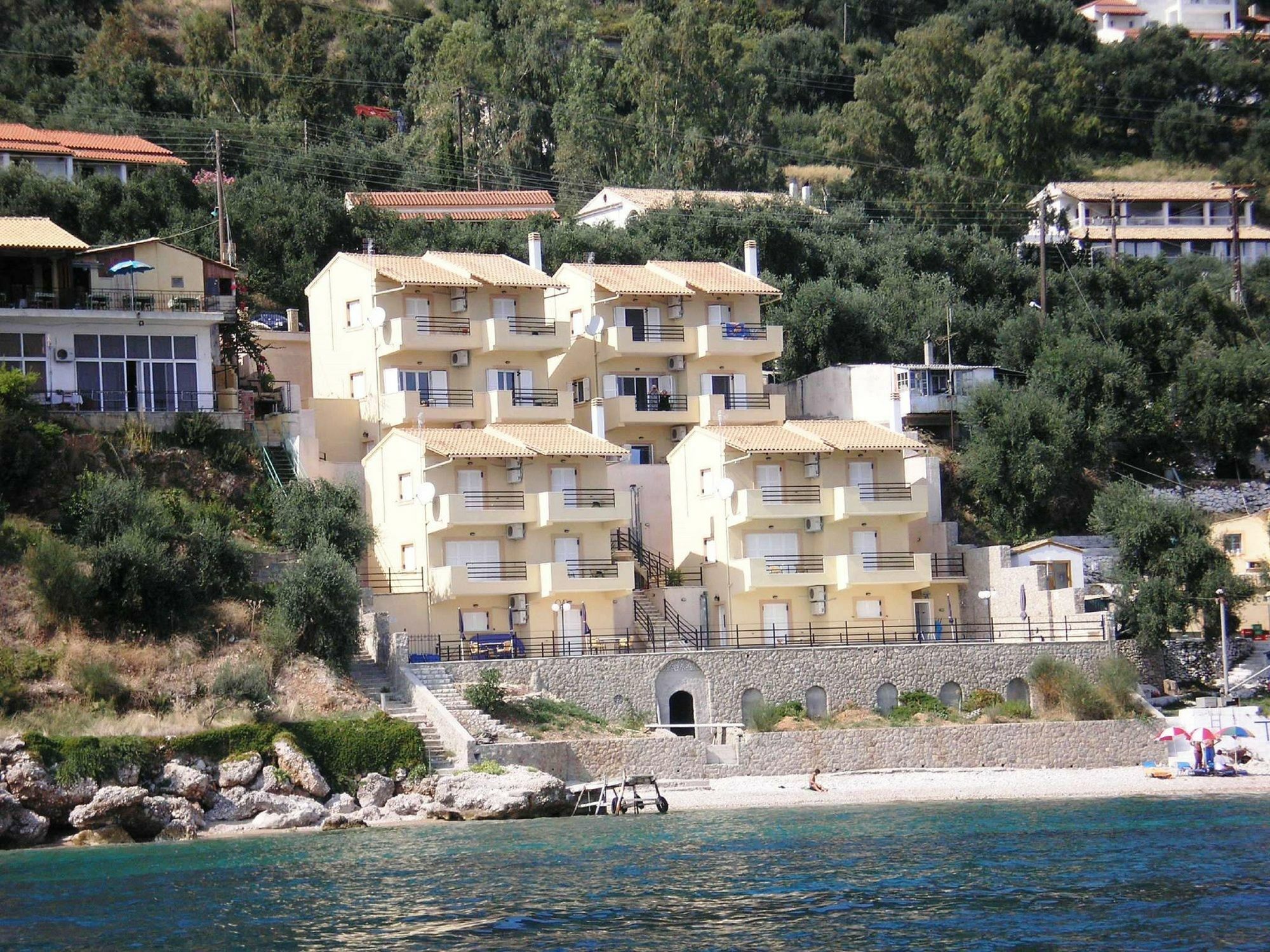 Glyfa Beach Villas Μπαρμπάτι Εξωτερικό φωτογραφία