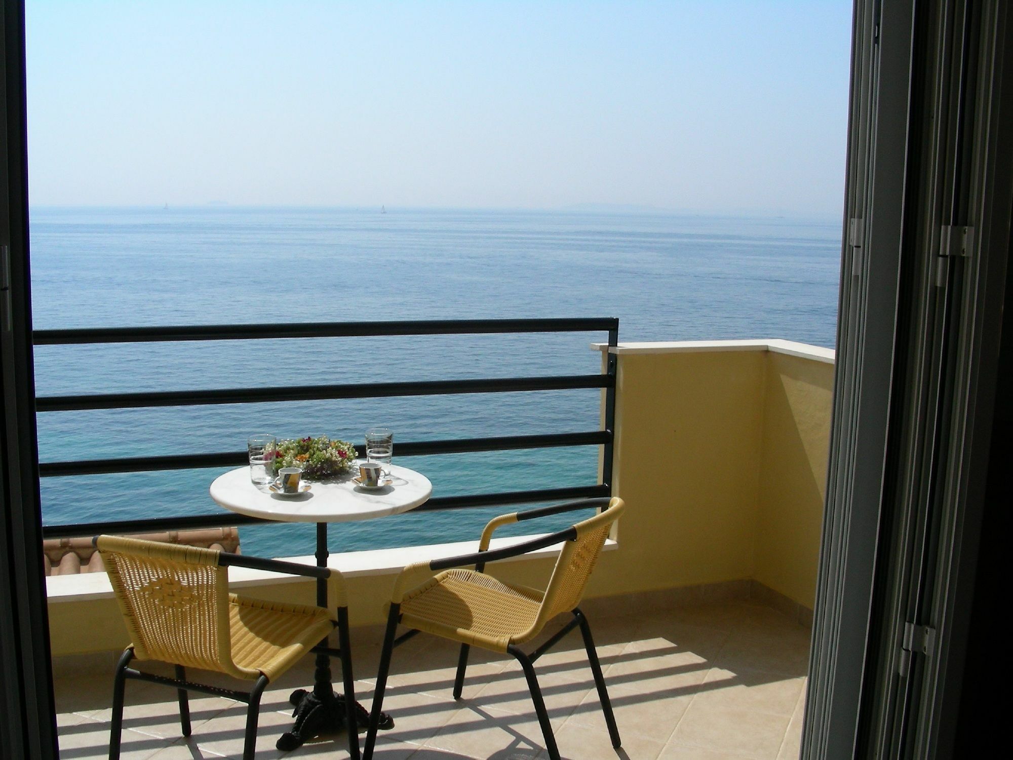 Glyfa Beach Villas Μπαρμπάτι Εξωτερικό φωτογραφία
