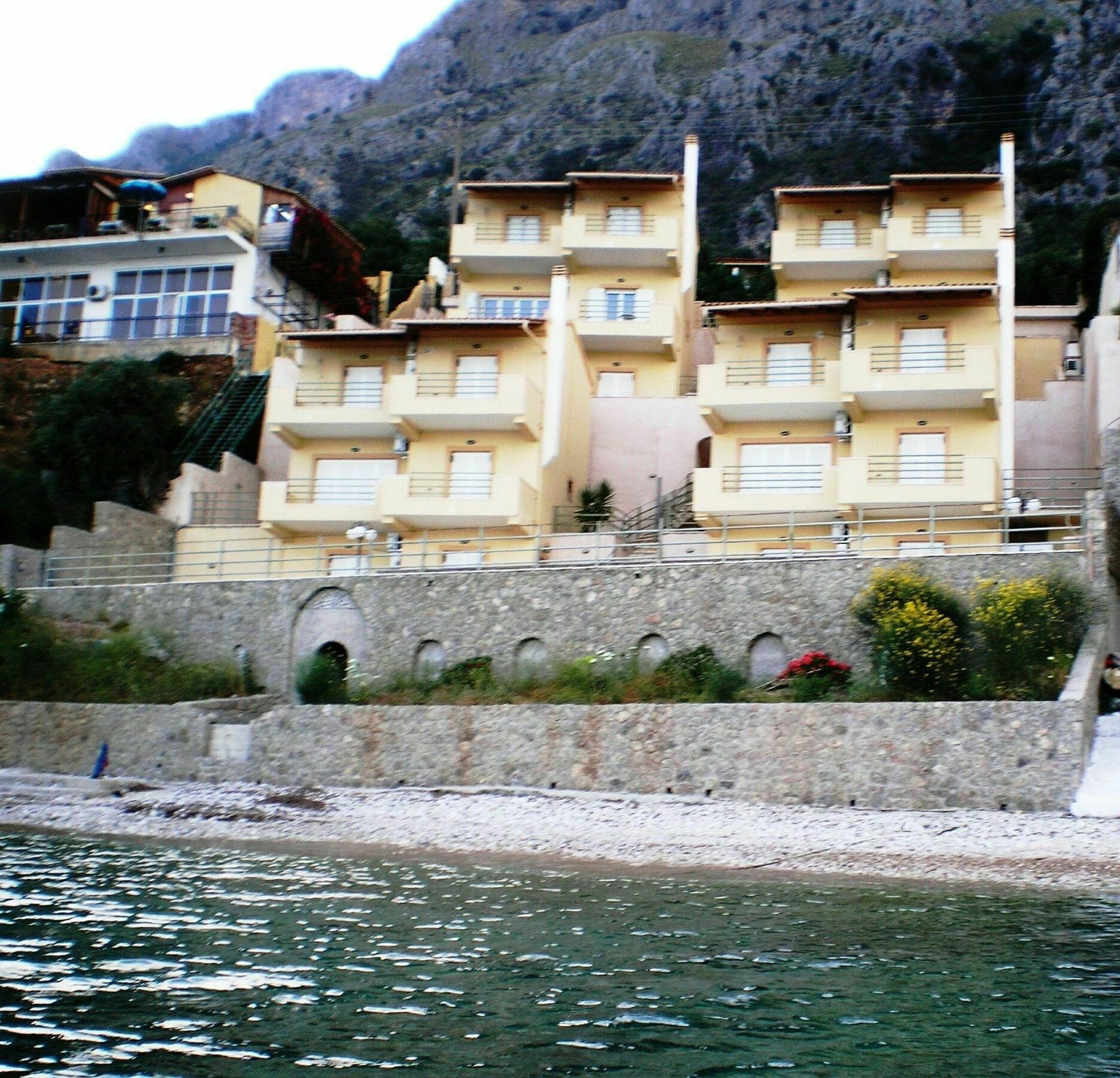 Glyfa Beach Villas Μπαρμπάτι Εξωτερικό φωτογραφία