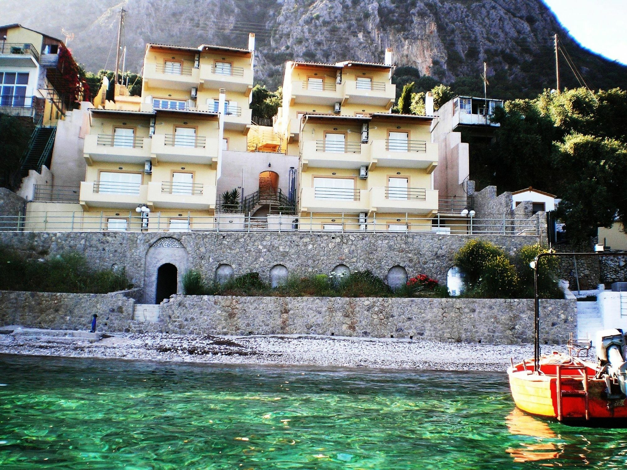 Glyfa Beach Villas Μπαρμπάτι Εξωτερικό φωτογραφία